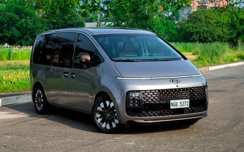 Hyundai Staria