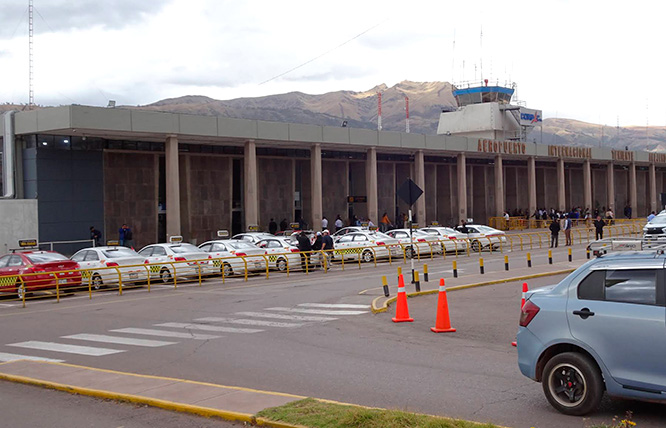 Taxis en el aeropuerto Cusco